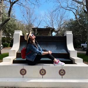 Meet your Posher, Daniella